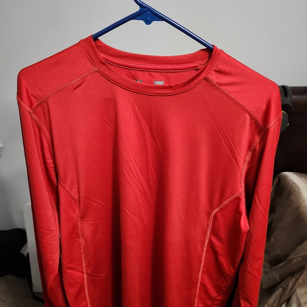 Under Armour compression shirt